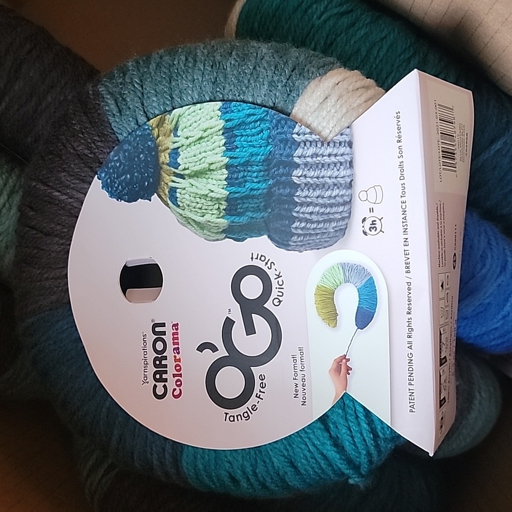 Lot of 10 Caron Colorama O'Go Yarn in Blue Mustang and overboard